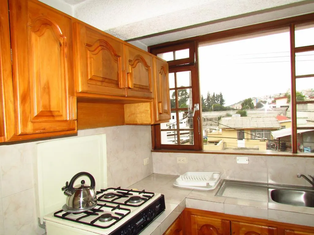 Apartamentos Los Quipus Quito 3*,  Ecuador