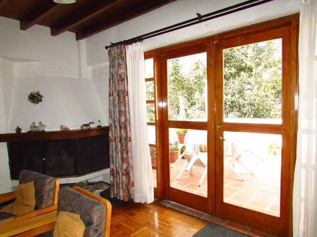 Apartamentos Los Quipus Quito 3*,  Ecuador