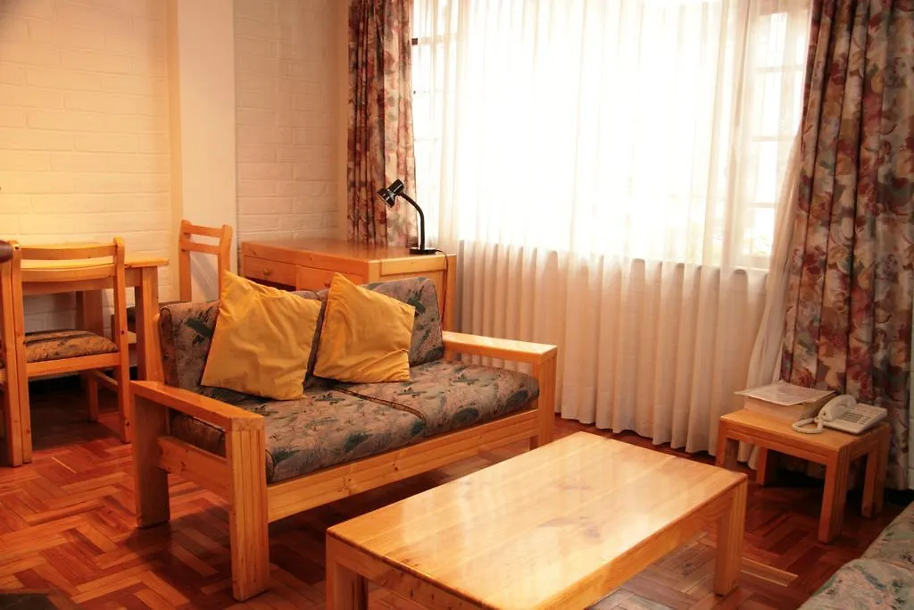 Apartamentos Los Quipus Quito Aparthotel