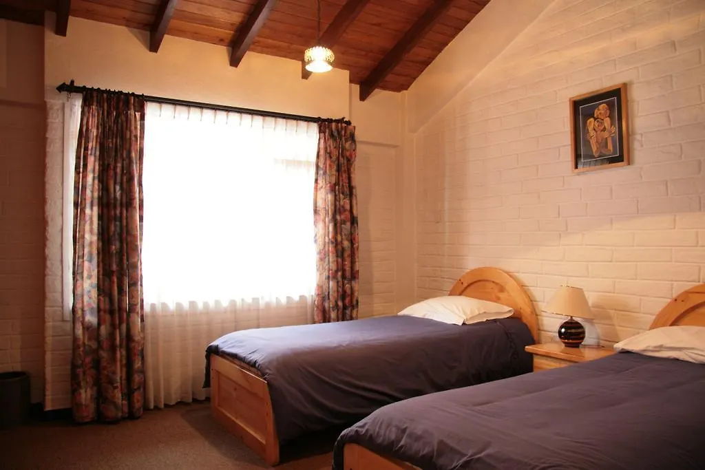 Apartamentos Los Quipus Quito 3*,